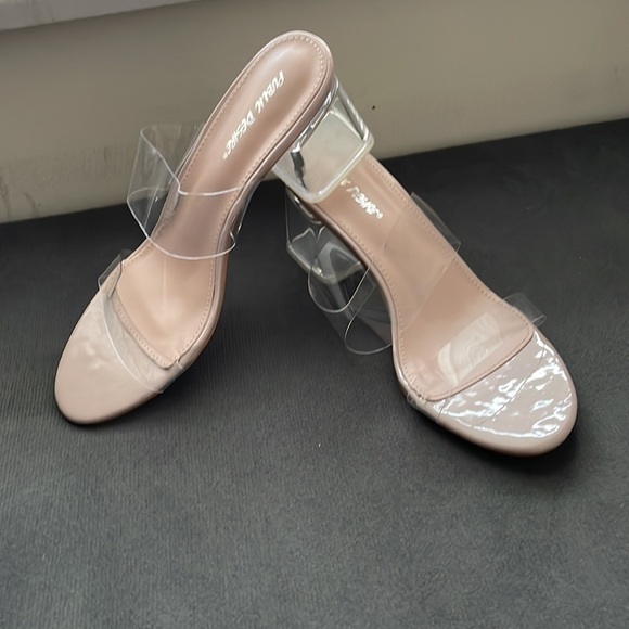 NWOT Womens Two-Piece Clear Vinyl Dress Sandals - Picture 2 of 6